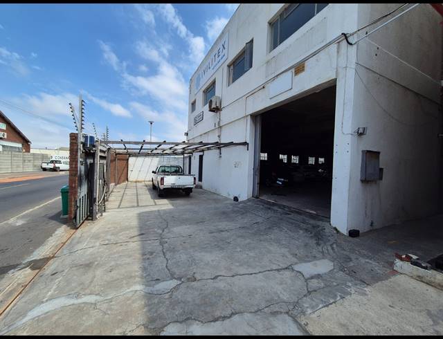 4,000M² WAREHOUSE TO LET IN ELSIES RIVER INDUSTRIAL